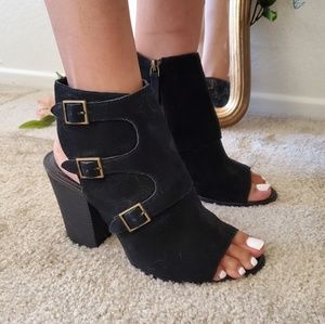 Melrose and Market open toe Booties 8.5